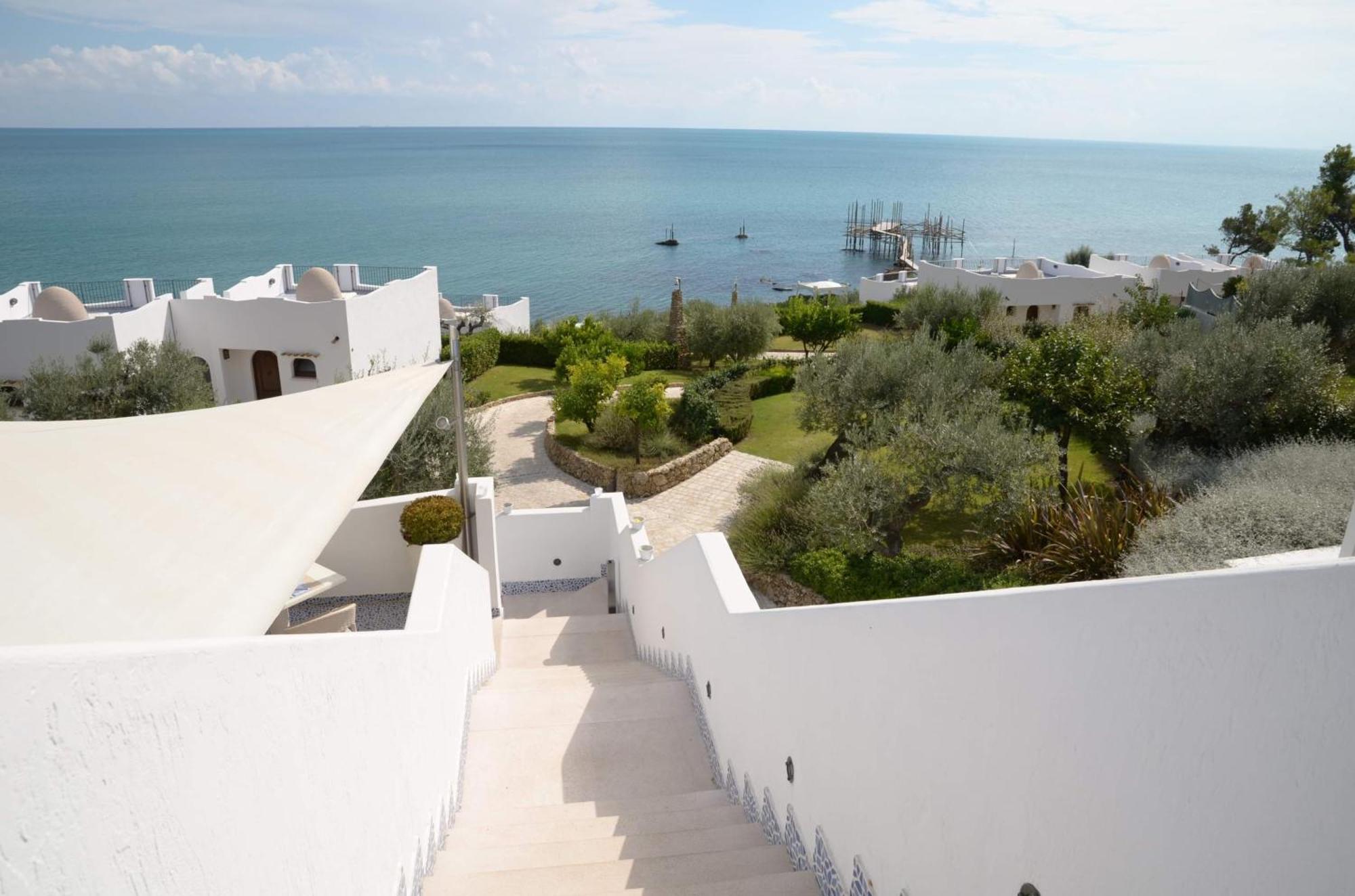ואסטו Baia Delphis Resort מראה חיצוני תמונה