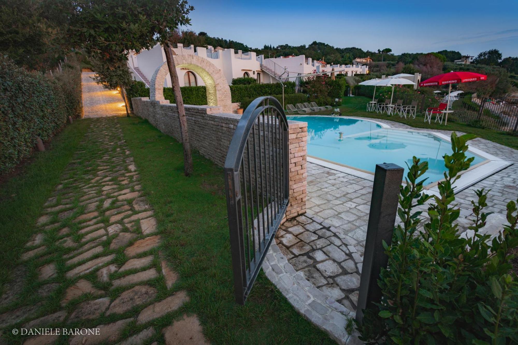 ואסטו Baia Delphis Resort מראה חיצוני תמונה