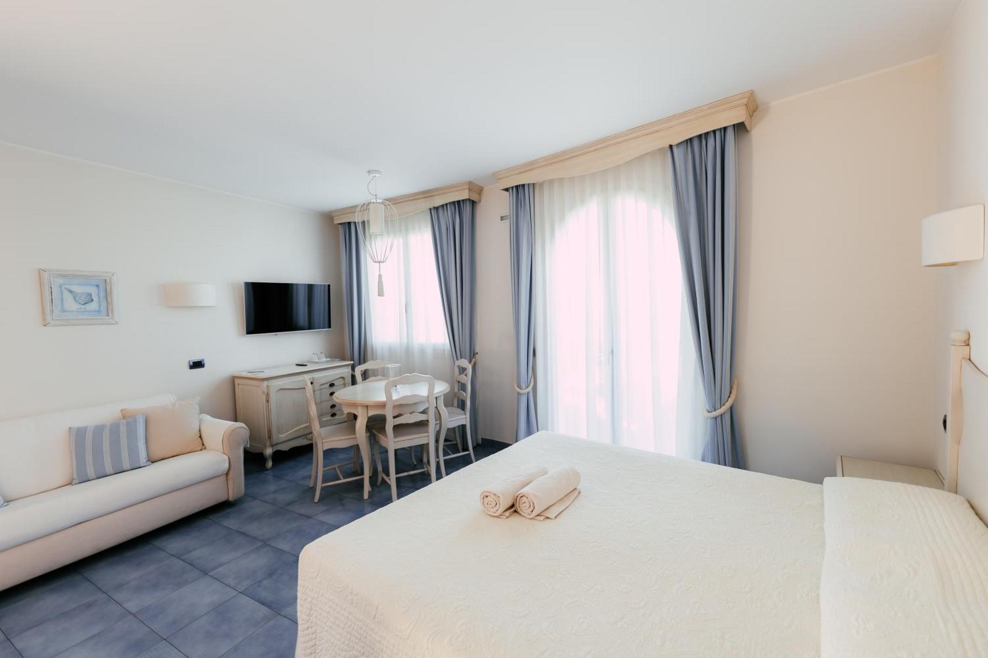 ואסטו Baia Delphis Resort מראה חיצוני תמונה