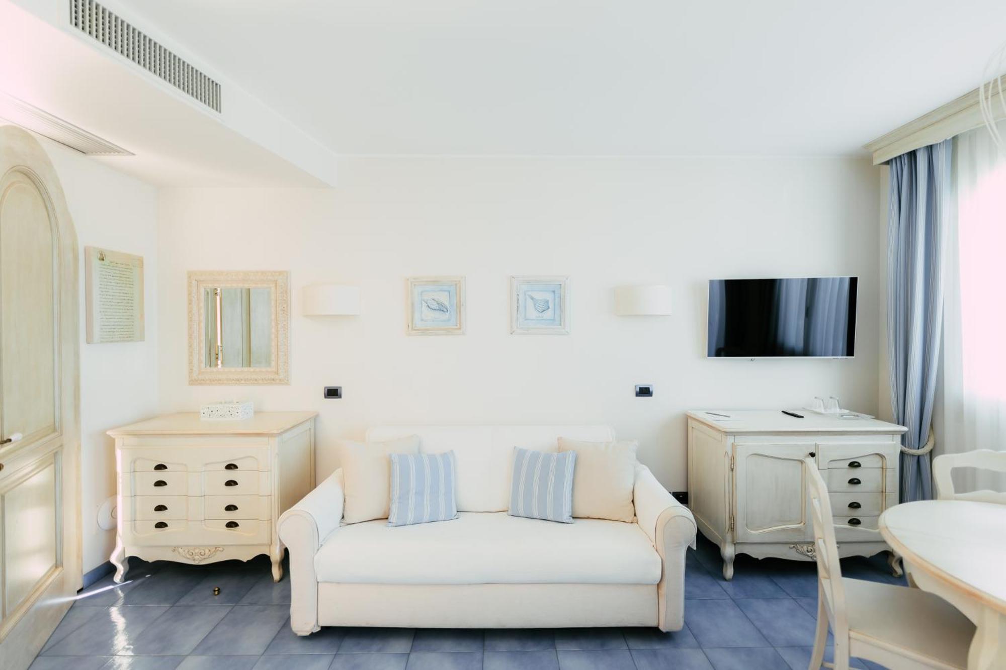ואסטו Baia Delphis Resort מראה חיצוני תמונה